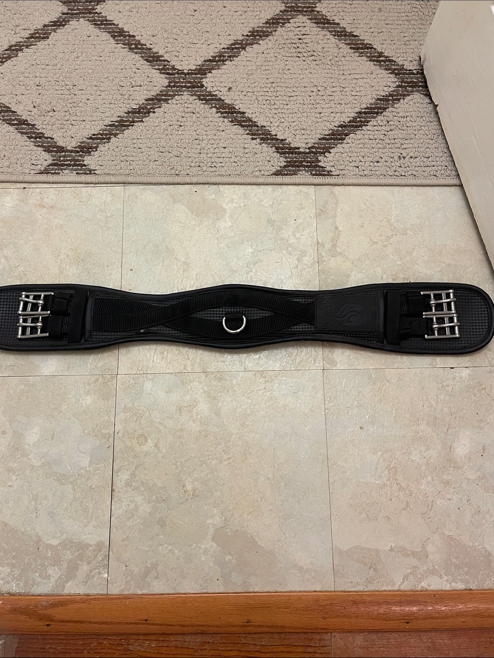 Equinavia Black equestrian Dressage Girth  tried on once